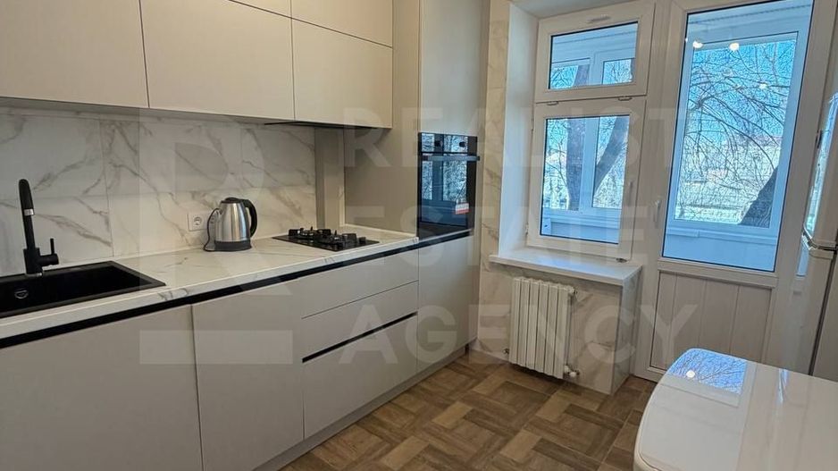 Chirie, apartament, 3 camere, str. Mitropolit Bănulescu-Bodoni, Centru - Poză 4