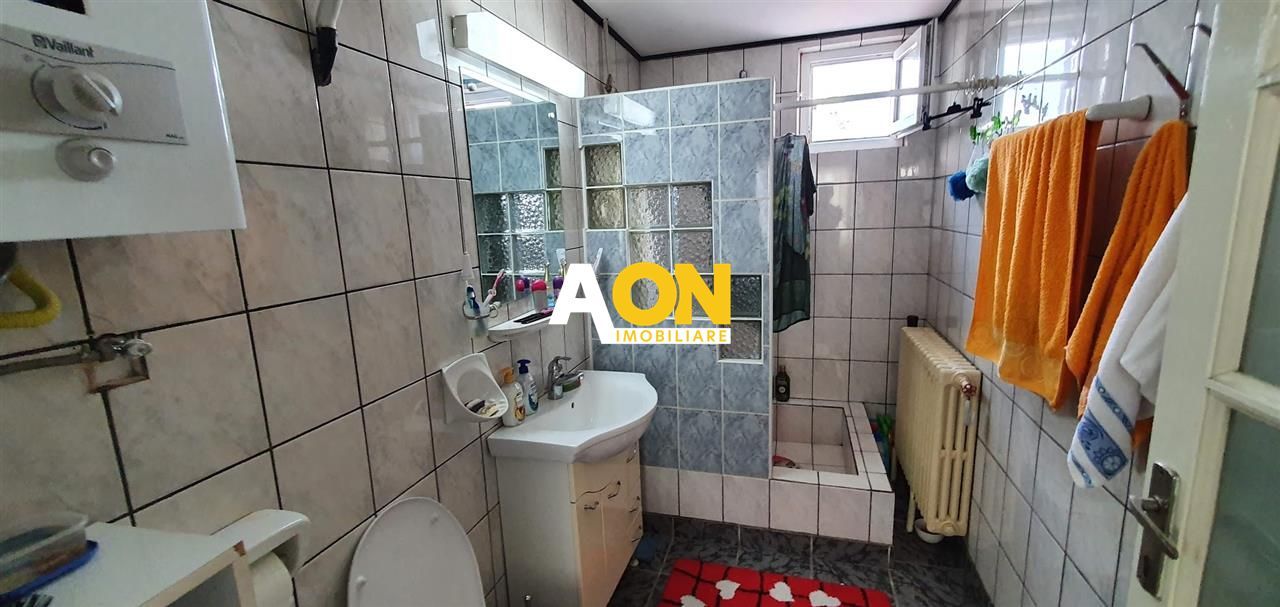 Casa situata ultracentral langa Poarta I a Cetatii Alba Carolina - Poză 16