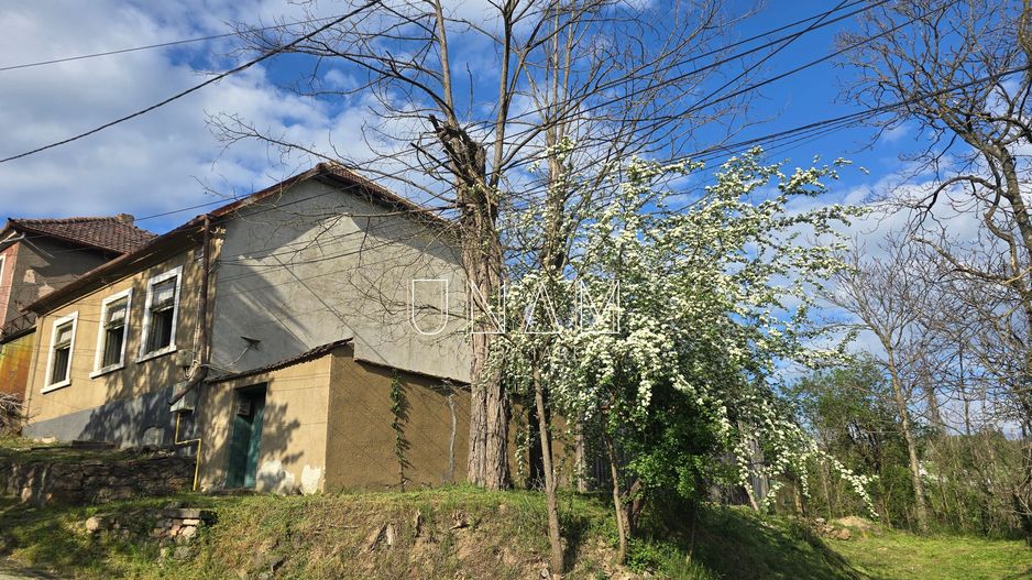 🏡 Casă accesibilă cu priveliște frumoasă în Reșița! - Poză 7