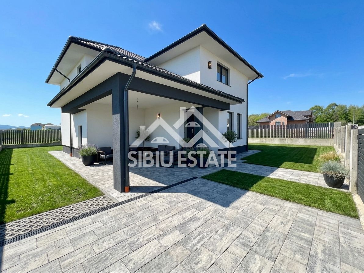 Casa individuala generoasa 5 camere, carport si pivnita curte 500 mp - Poză 1