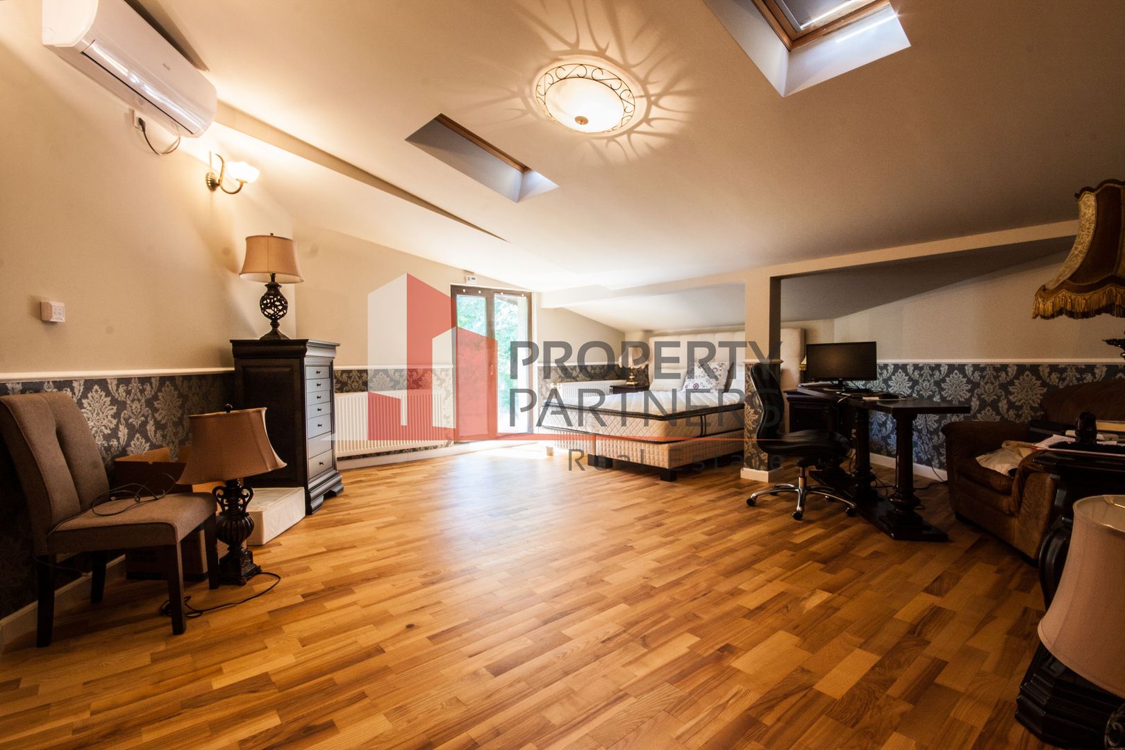 2 apartamente unite in casa in zona centrala, Unirii - Marasesti - Poză 11