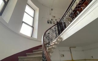 EXCLUSIVITATE. Apartament interbelic. Confort și eleganță. UMF - Poză 4