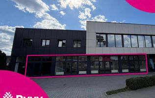 Spațiu comercial spațios, zonă cu vad comercial.