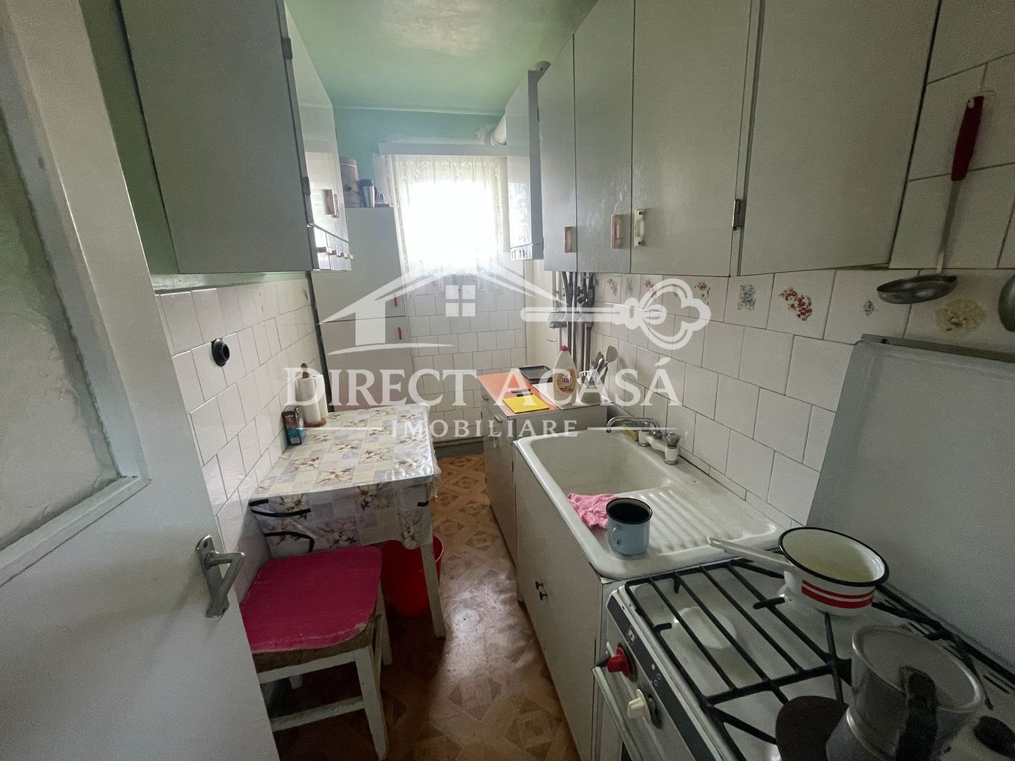 Apartament  cu 3 camere -Zona Dambu-B-dul 1848 - Poză 5