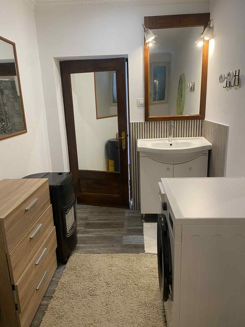 Casă de vânzare în comuna Costache Negri - Poză 11