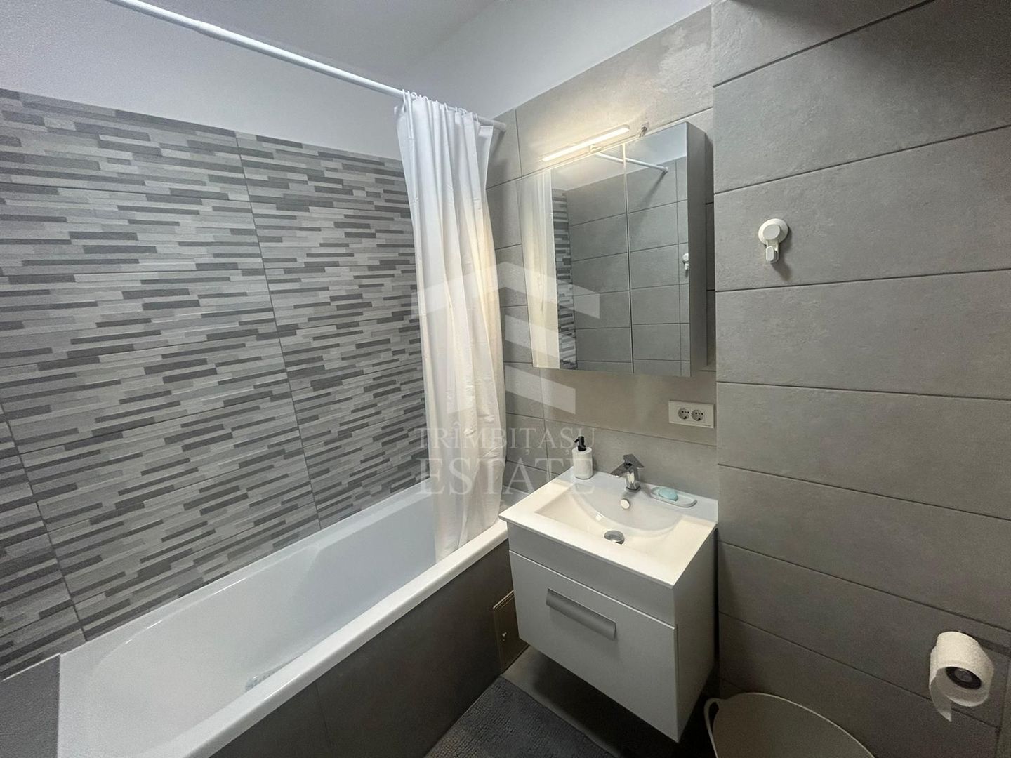 2 Camere Popesti Lux + loc de parcare acoperit - Poză 9