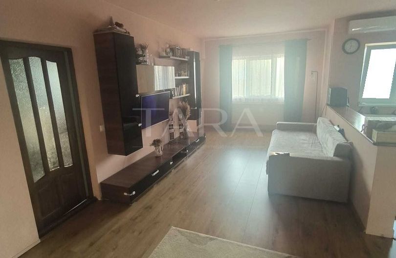 3 camere spațioase cu parcare, într-o zonă liniștită din Florești. - Poză 5