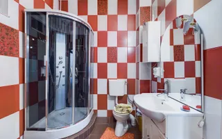 Vilă cu 6 camere în zona Alfa - Poză 15