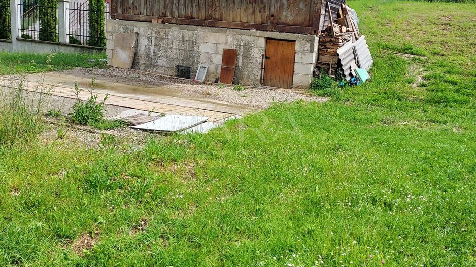 Teren de vis în Faget: Oportunitate unică pentru construirea casei tale ideale. - Poză 9