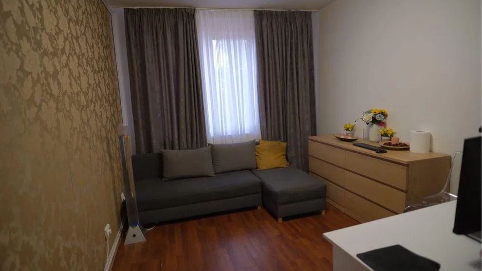 Metrou Brancoveanu, vila D+P+etaj+Mansarda, 11 camere - Poză 7