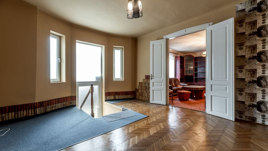 Casa Solida cu Mansarda in Zona Excelenta Parneava - Poză 4