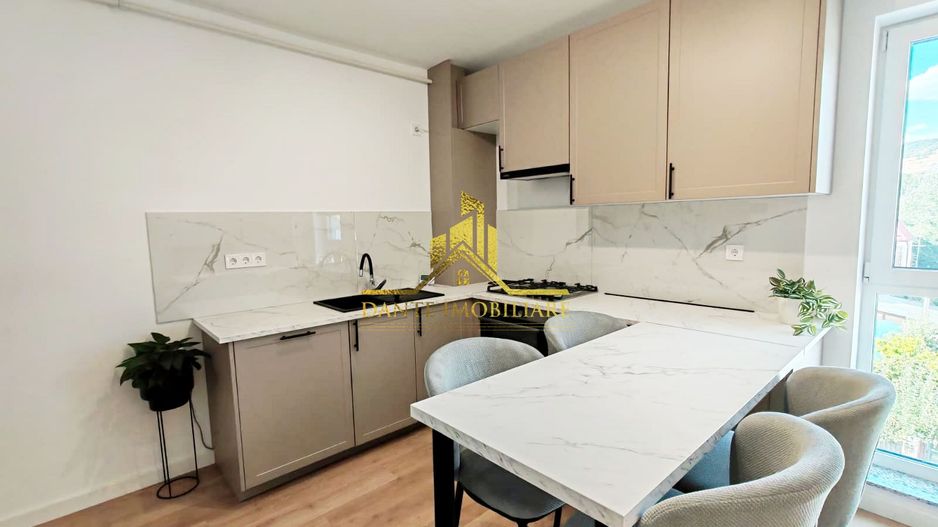 3 camere, ultrafinisat, modern, bloc nou, balcon, parcare, Floresti - Poză 13