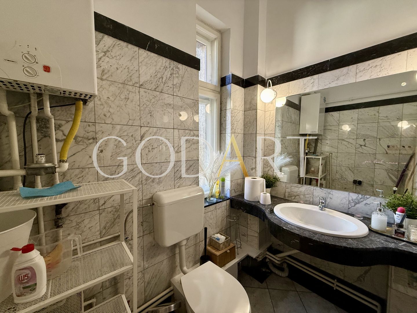 Apartament in vila | Ultracentral | 2 intrări | Garaj 30 mp | Renovat - Poză 15