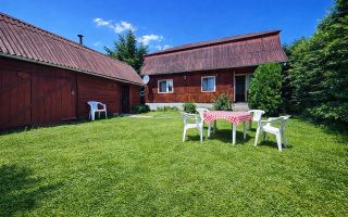 Casa de vacanta, intr- o ariere admirabila, Lunca Bradului - Poză 3