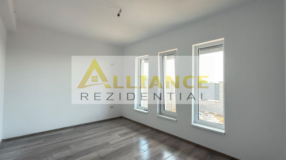 Casa individuala ~ P+1E+POD ~ 5 camere - 2 bai ~ 309 teren - Poză 11