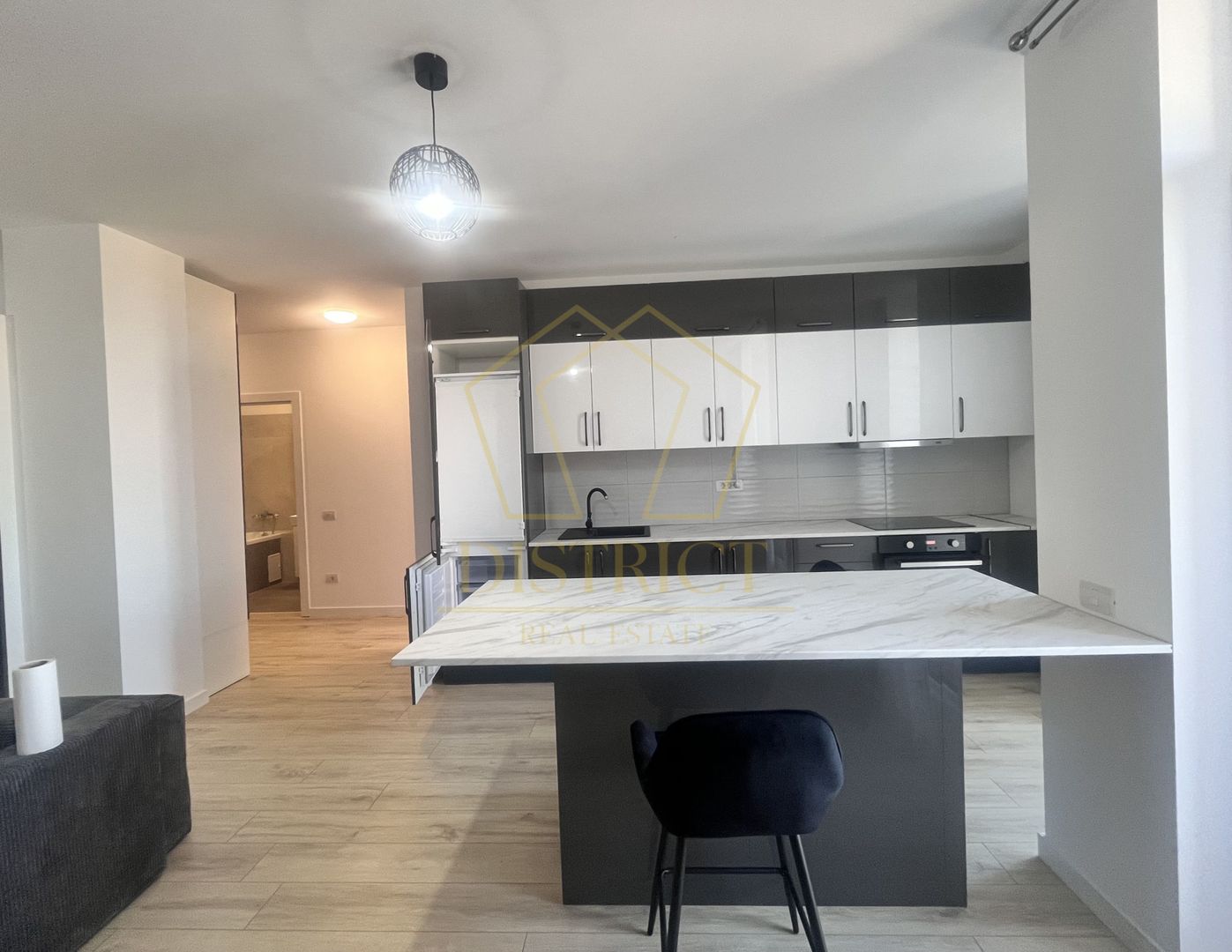 Apartament deosebit cu 2 camere | Torontalului - Poză 3