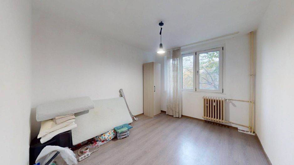 Apartament 4 camere Jean Steriadi Ozana Auchan Titan - Poză 1