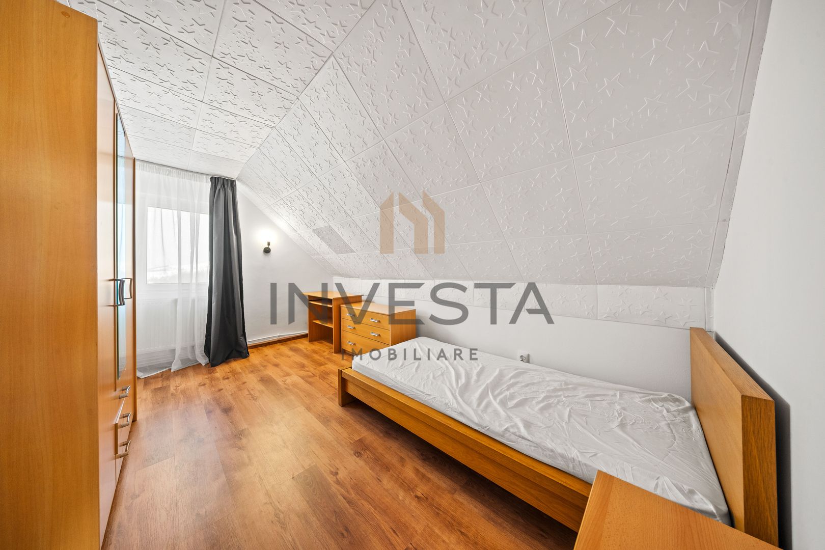 Casa individuala spatioasa cu 4 dormitoare, Colonia Sopor - Poză 10