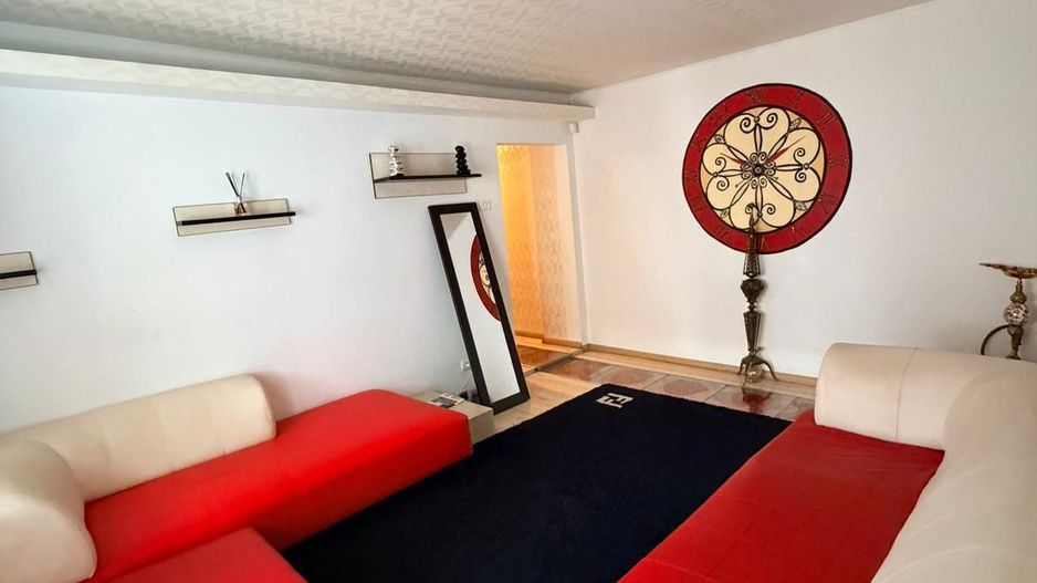 Take-Ionescu | 3 Camere | Etaj intermediar | Centrala Proprie - Poză 1