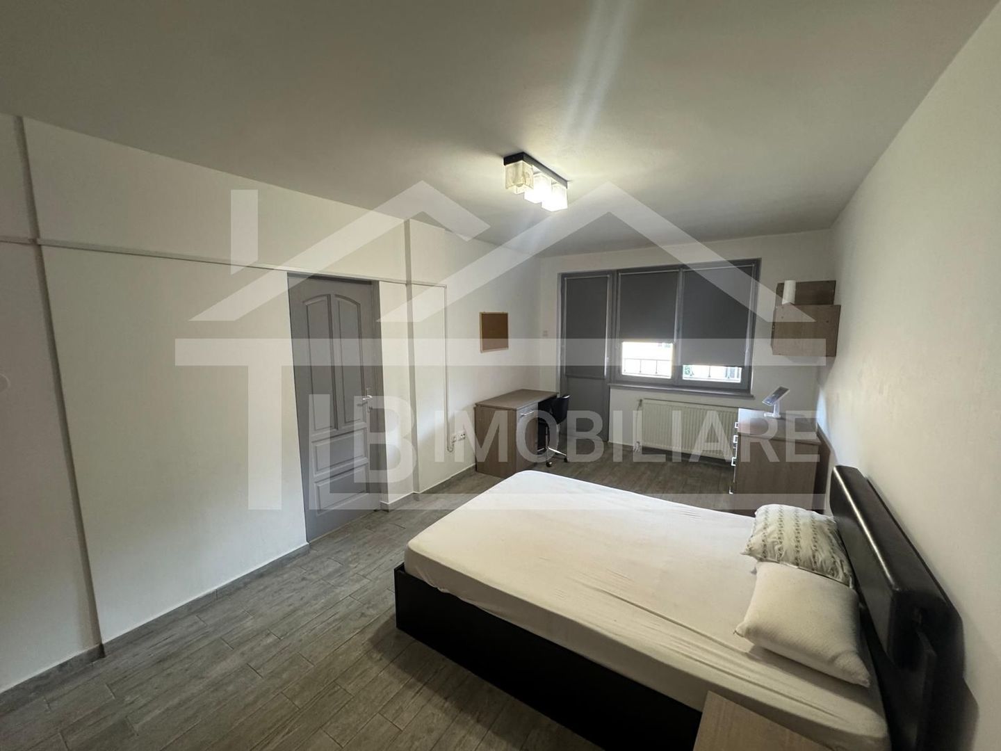 Apartament de 3 camere, decomandat, modern, 70mp, Zona UMFST - Poză 2