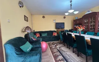 „Vilă cu piscină și teren 1.400 mp în zona Mal, Onești - Poză 17