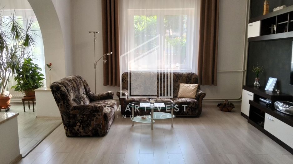 Casa de vânzare 380mp + locuinta separata pt oaspeti | Zona Cloșca - Poză 1