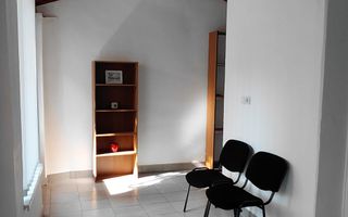 Închiriere apartament cu spațiu comercial - Poză 3