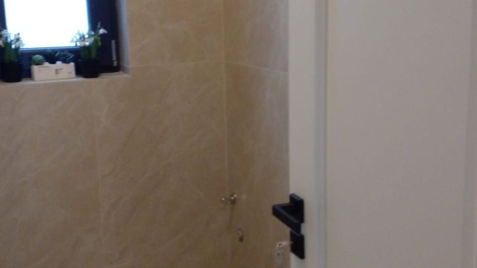 Reședință Modernă cu Finisaje Distinse - Poză 32