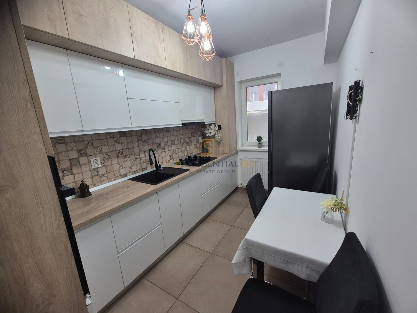 Apartament 2 camere de vanzare, mobilat utilat, gradina, acces metrou - Poză 8