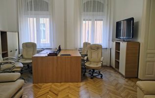 Apartament 2 camere Parc Traian , 400 E neg. Comision 50%
