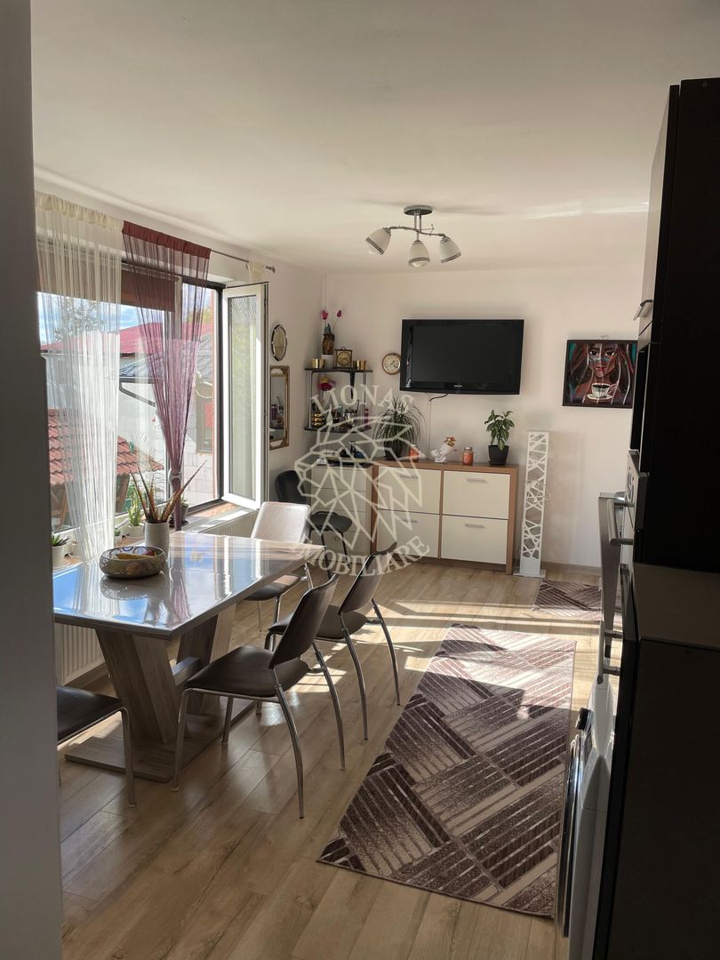 Casa 100 mp-teren 500 mp-panouri solare-anexa-foisor-Livezile - Poză 1