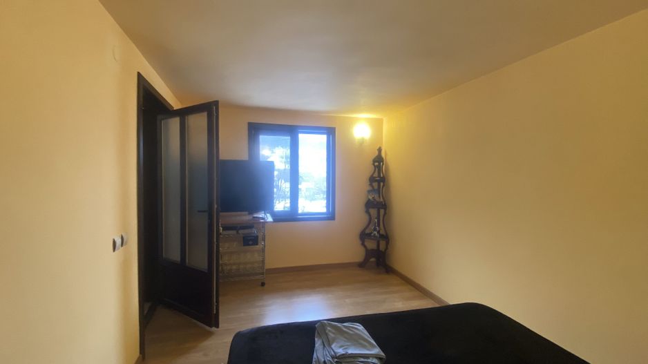 Vanzare casă la poalele Bucegilor!Potential pt. locuinta sau pensiune - Poză 6