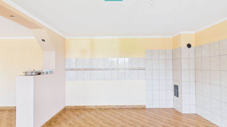 Casă semifinisată, cu 5 camere, în Bonțești Arad - Poză 4