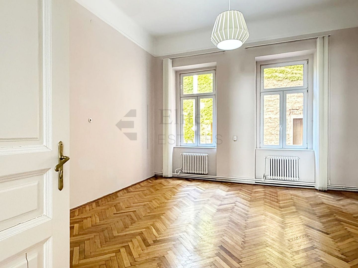 Apartament ultracentral 97 mp Palatul Rimanoczy | pietonala Republicii - Poză 9