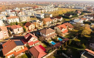 Casa de Lux cu Design Clasic și Piscină la limita dintre Timișoara și Dumbrăvița - Poză 46