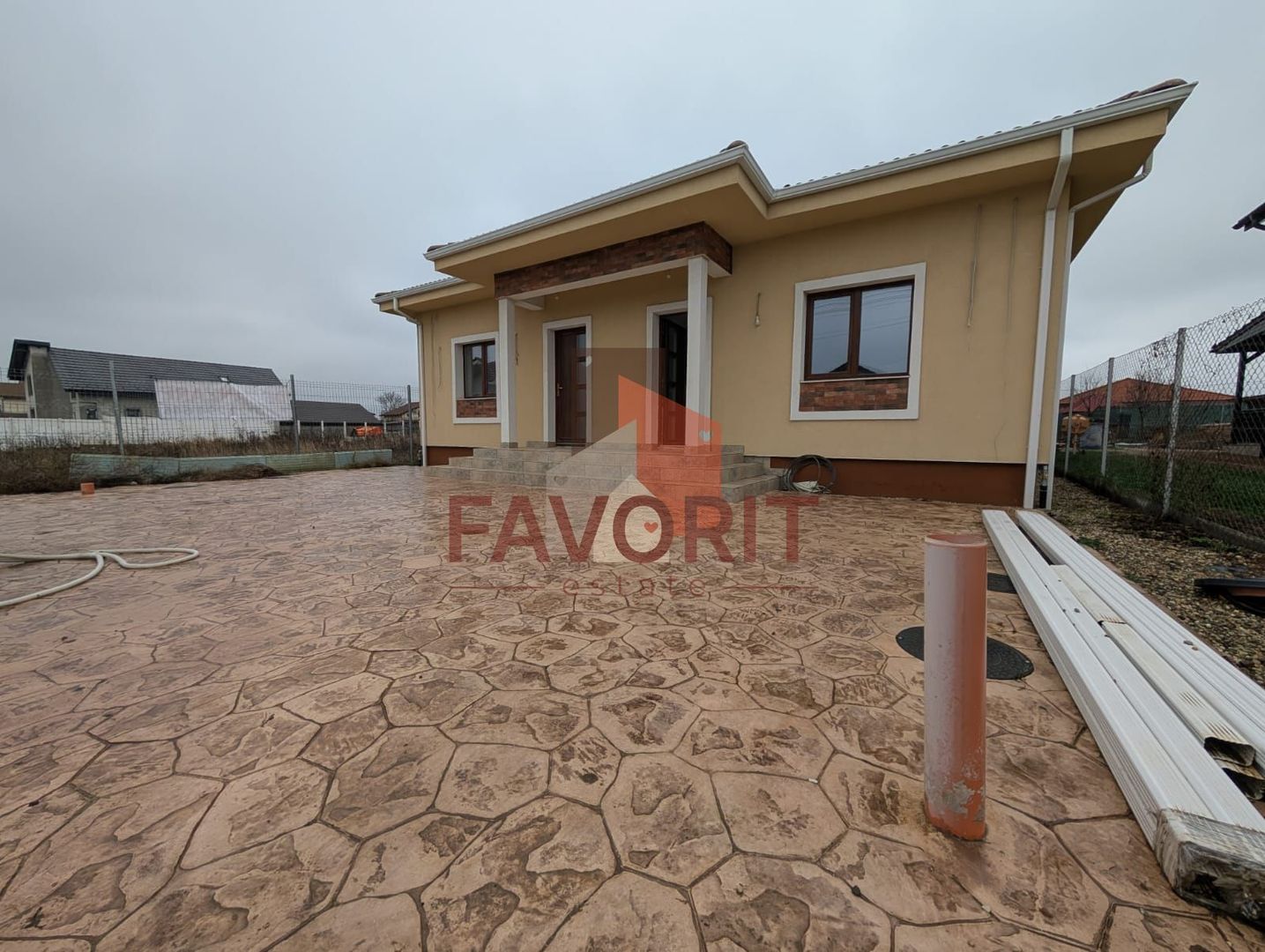 Duplex | Parter | Toate utilitatile | Finisaje premium | Curte generoasa - Poză 1