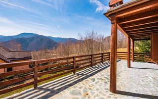 Casă de vacanță în Poiana Mărului. - Poză 3