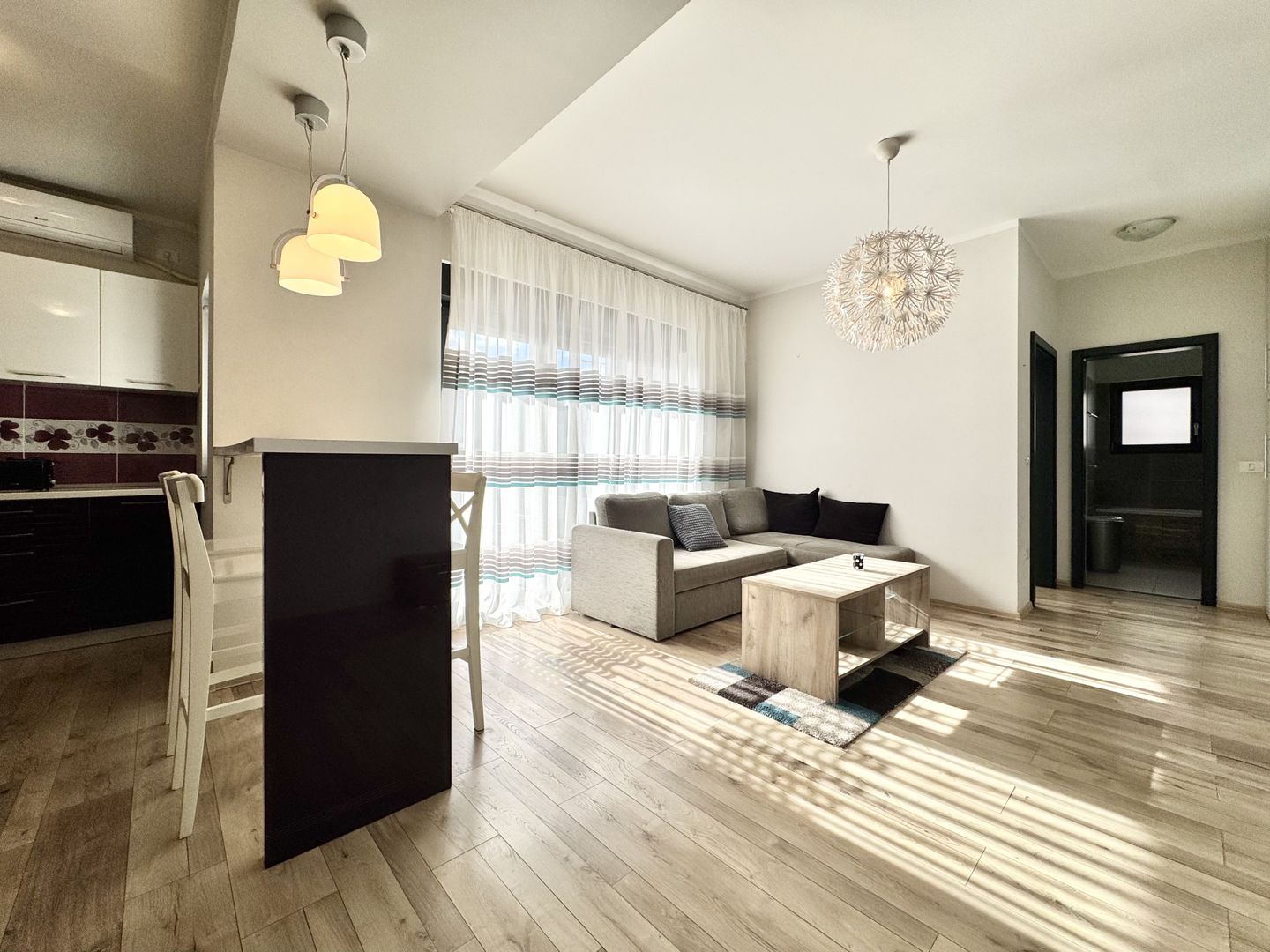 Luminos și spațios – Apartament 2 camere, Dumbrăvița - Poză 1
