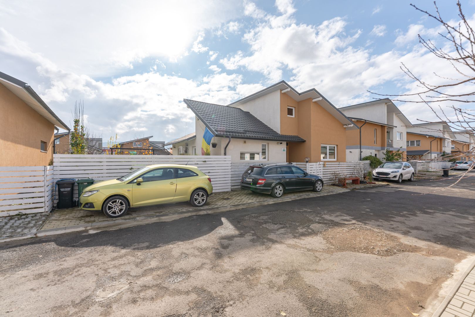 Casa mobilata utilata modern cartier Izvor Tarlungeni Brasov - Poză 19