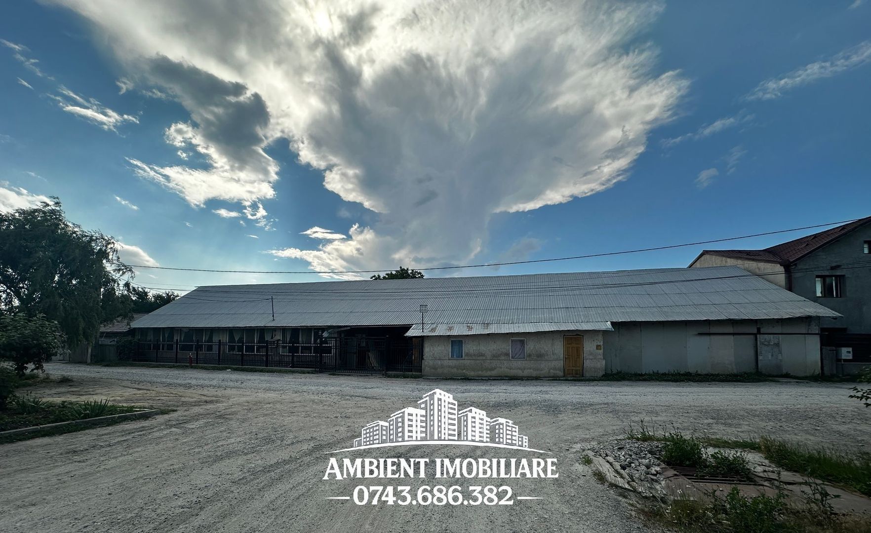 HALĂ PRODUCȚIE - ATELIER cu SC-578 mp, teren 716 mp, VASLUI - Str. Burebista; - Poză 2