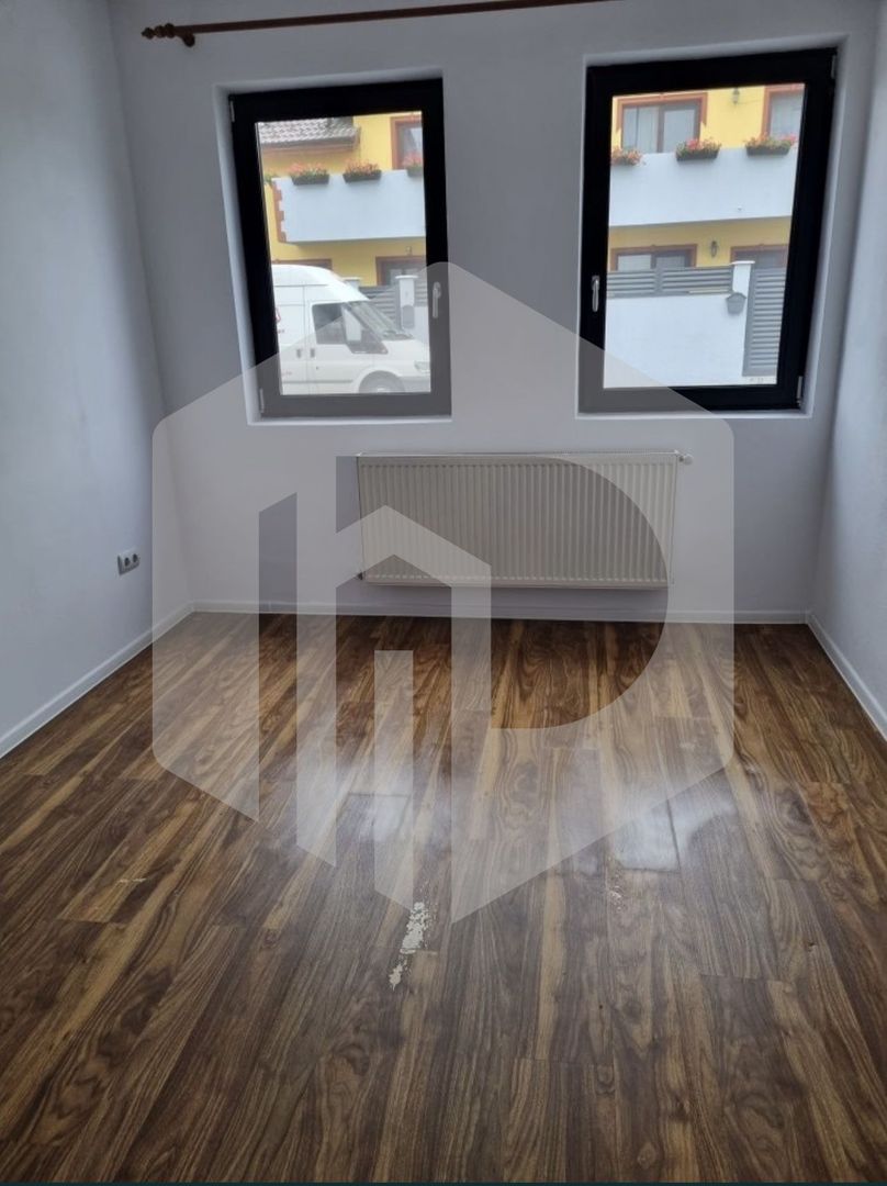 Apartament 3 camere+ gradina 94 mp/ Selimbar.Parcare inclusa - Poză 4