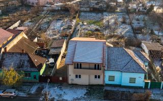 Casă Nouă cu etaj semifinalizată în Aradul Nou, zonă excelentă - Poză 1