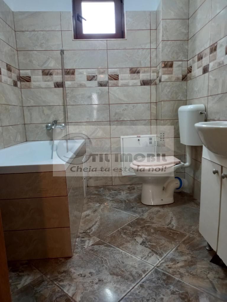 Casă zonă Tătărași - 750 euro - Poză 6