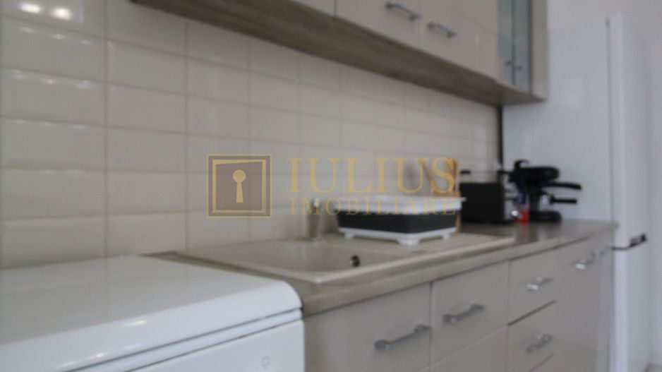 3 camere, balcon spatioas, 1 loc de parcare. Str Rozelor/Dumbravita. - Poză 8