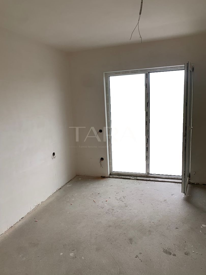 Șansa ta să-ți faci locuința pe gustul tău – 2 camere Floresti. - Poză 2