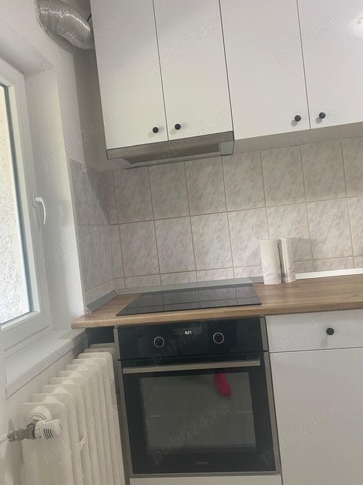 Vând apartament semicentral - Poză 2