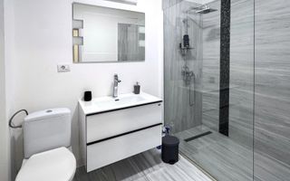 Apartament de inchiriat 2 camere | zona Lămâîței | 2 locuri parcare incluse - Poză 3