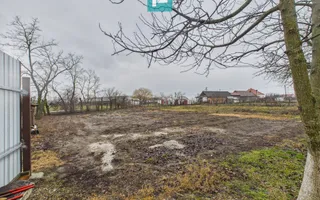 Casă cu 2 corpuri și 3 camere în Nădab - Poză 12