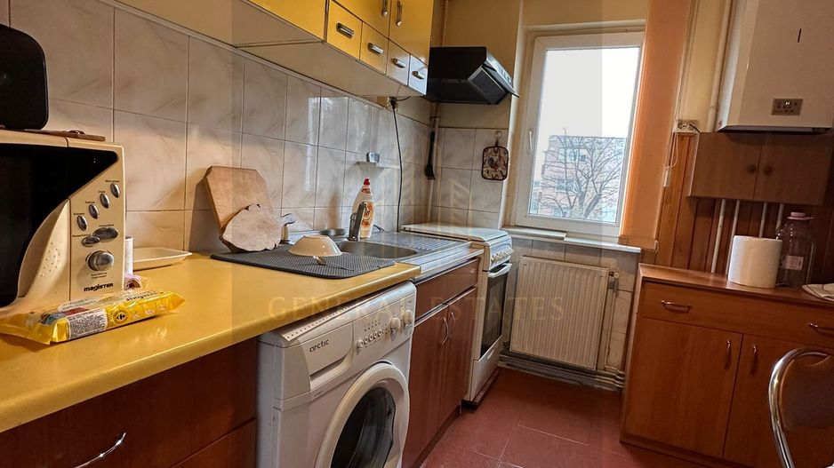 Apartament spre vanzare cu 2 camere – zona Planetelor, Brasov - Poză 6