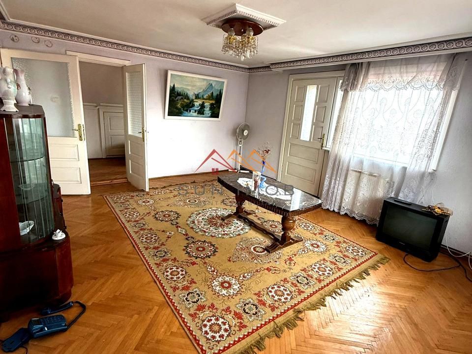 Vila 7 camere, an 1984, garaj, terasa, teren 604 m2, Poiana Campina,PH - Poză 2